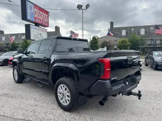 2025 Toyota Tacoma SR Double Cab 4WD