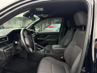 2025 Toyota Tacoma SR Double Cab 4WD