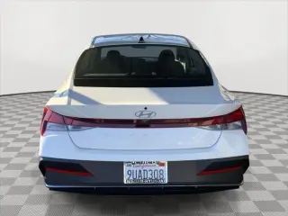 Hyundai ELANTRA 2025 SE 4dr Sedan