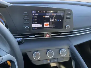 Hyundai ELANTRA 2025 SE 4dr Sedan