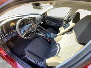 Hyundai ELANTRA 2025 SE 4dr Sedan
