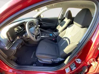Hyundai ELANTRA 2025 SE 4dr Sedan