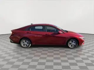 Hyundai ELANTRA 2025 SE 4dr Sedan