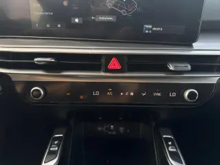 2024 Kia Sorento S 2WD