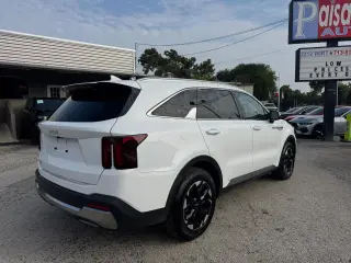2024 Kia Sorento S 2WD