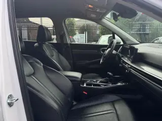 2024 Kia Sorento S 2WD