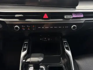 2024 Kia Sorento S 2WD