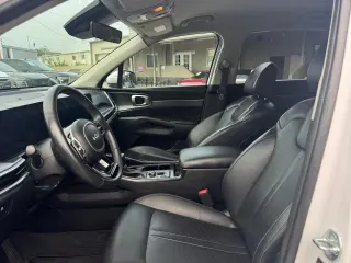 2024 Kia Sorento S 2WD
