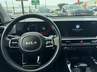 2024 Kia Sorento S 2WD
