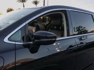 Chrysler Pacifica Plug-In Hybrid 2024 Road Tripper 4dr Mini-Van