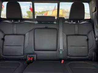 2020 Chevrolet Silverado 2500HD High Country Crew Cab Long Box 4WD