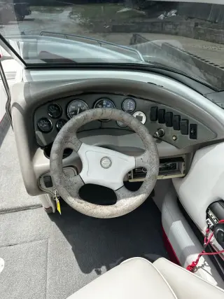 1999 Crownline 225 BR