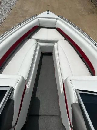 1999 Crownline 225 BR