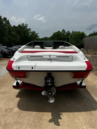 1999 Crownline 225 BR
