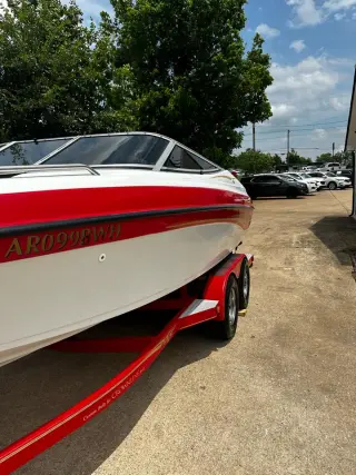 1999 Crownline 225 BR