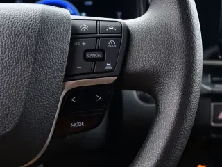 Toyota Camry 2025 SE 4dr Sedan