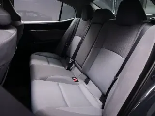 Toyota Camry 2025 SE 4dr Sedan