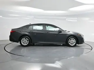 Toyota Camry 2025 SE 4dr Sedan