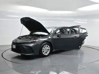 Toyota Camry 2025 SE 4dr Sedan