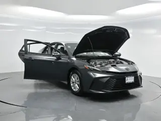 Toyota Camry 2025 SE 4dr Sedan