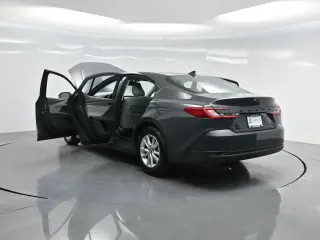 Toyota Camry 2025 SE 4dr Sedan