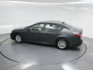 Toyota Camry 2025 SE 4dr Sedan