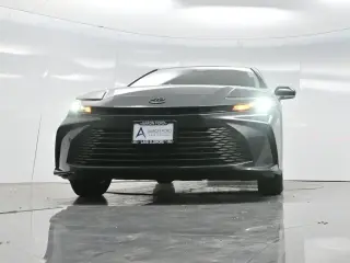 Toyota Camry 2025 SE 4dr Sedan