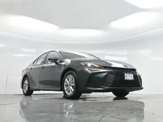 Toyota Camry 2025 SE 4dr Sedan