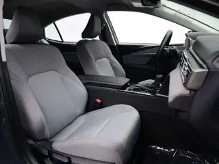 Toyota Camry 2025 SE 4dr Sedan