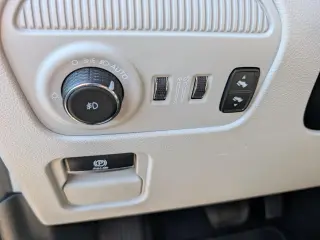 2022 Jeep Wagoneer