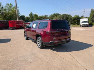 2022 Jeep Wagoneer