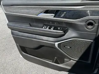 Jeep Wagoneer L 2024 4x2 Series II 4dr SUV