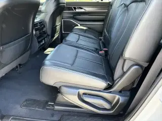 Jeep Wagoneer L 2024 4x2 Series II 4dr SUV