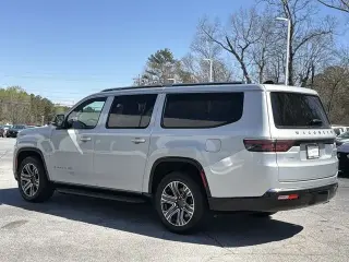 Jeep Wagoneer L 2024 4x2 Series II 4dr SUV