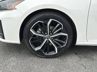 Nissan Altima 2024 2.5 SR 4dr Sedan