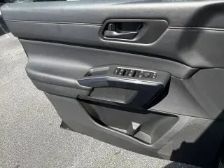 Nissan Pathfinder 2025 AWD SV 4dr SUV