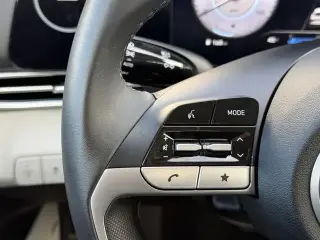 Hyundai ELANTRA 2025 Limited 4dr Sedan
