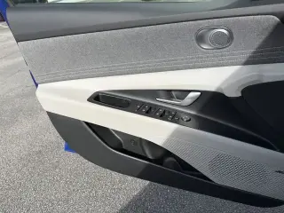 Hyundai ELANTRA 2025 Limited 4dr Sedan