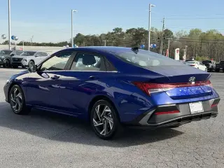Hyundai ELANTRA 2025 Limited 4dr Sedan