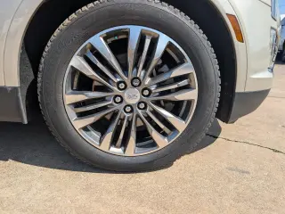 2017 Cadillac XT5