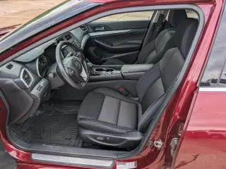 2017 Nissan Maxima