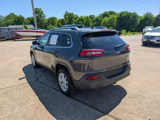 2018 Jeep Cherokee