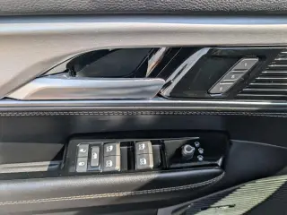 2023 Jeep Wagoneer