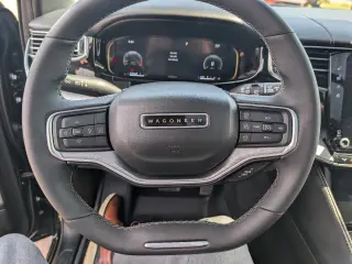 2023 Jeep Wagoneer
