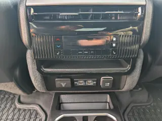 2023 Jeep Wagoneer
