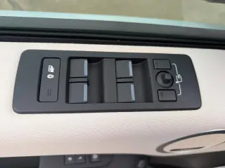2023 Land Rover Discovery