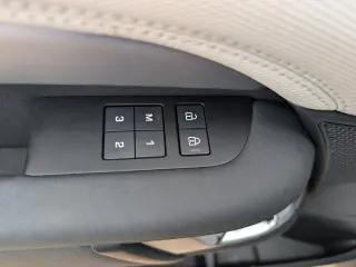 2023 Land Rover Discovery