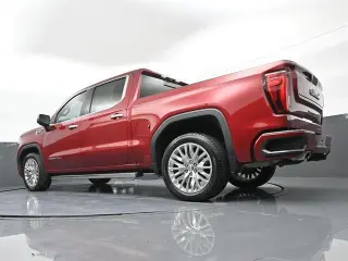 GMC Sierra 1500 2019 4x4 Denali 4dr Crew Cab 5.8 ft. SB