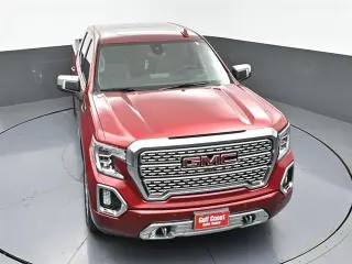GMC Sierra 1500 2019 4x4 Denali 4dr Crew Cab 5.8 ft. SB