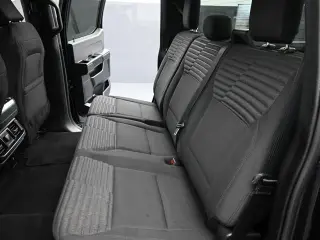 Ford F-150 2023 4x2 XL 4dr SuperCrew 5.5 ft. SB